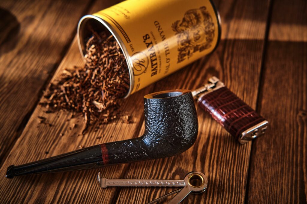 info on smoking pipes and accessories